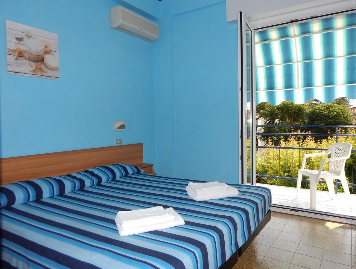 Hotel Vera Riccione Eksteriør billede