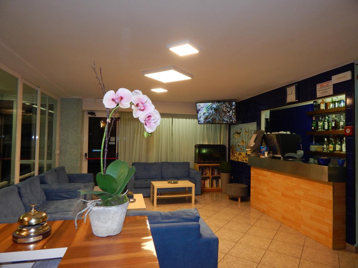 Hotel Vera Riccione Eksteriør billede