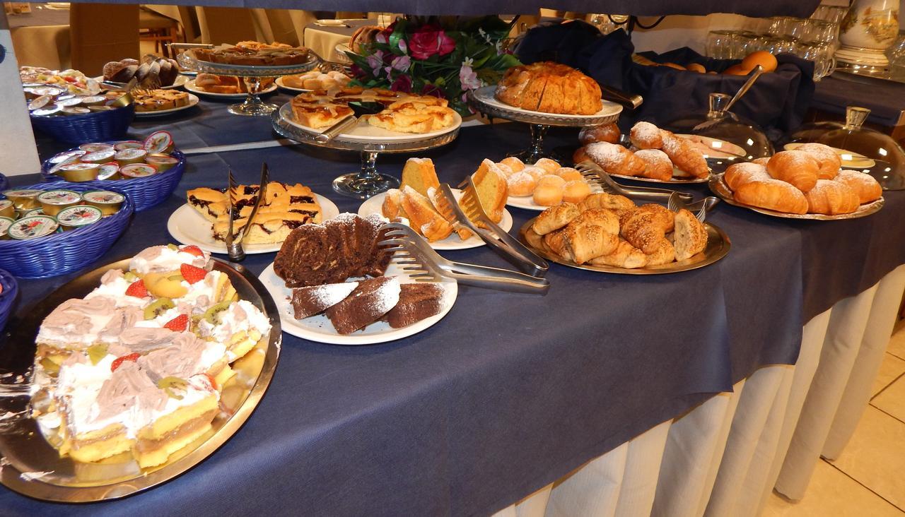 Hotel Vera Riccione Eksteriør billede