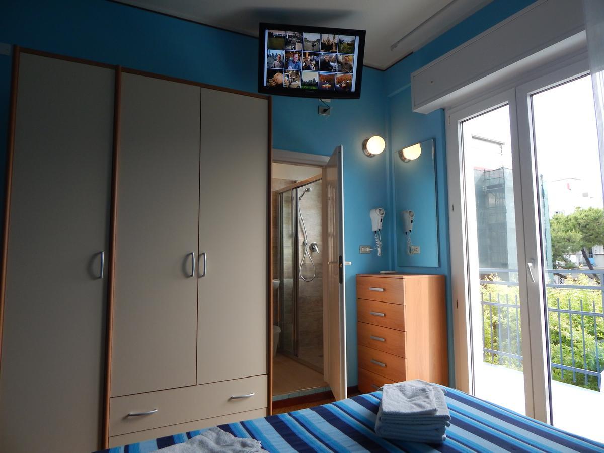 Hotel Vera Riccione Eksteriør billede