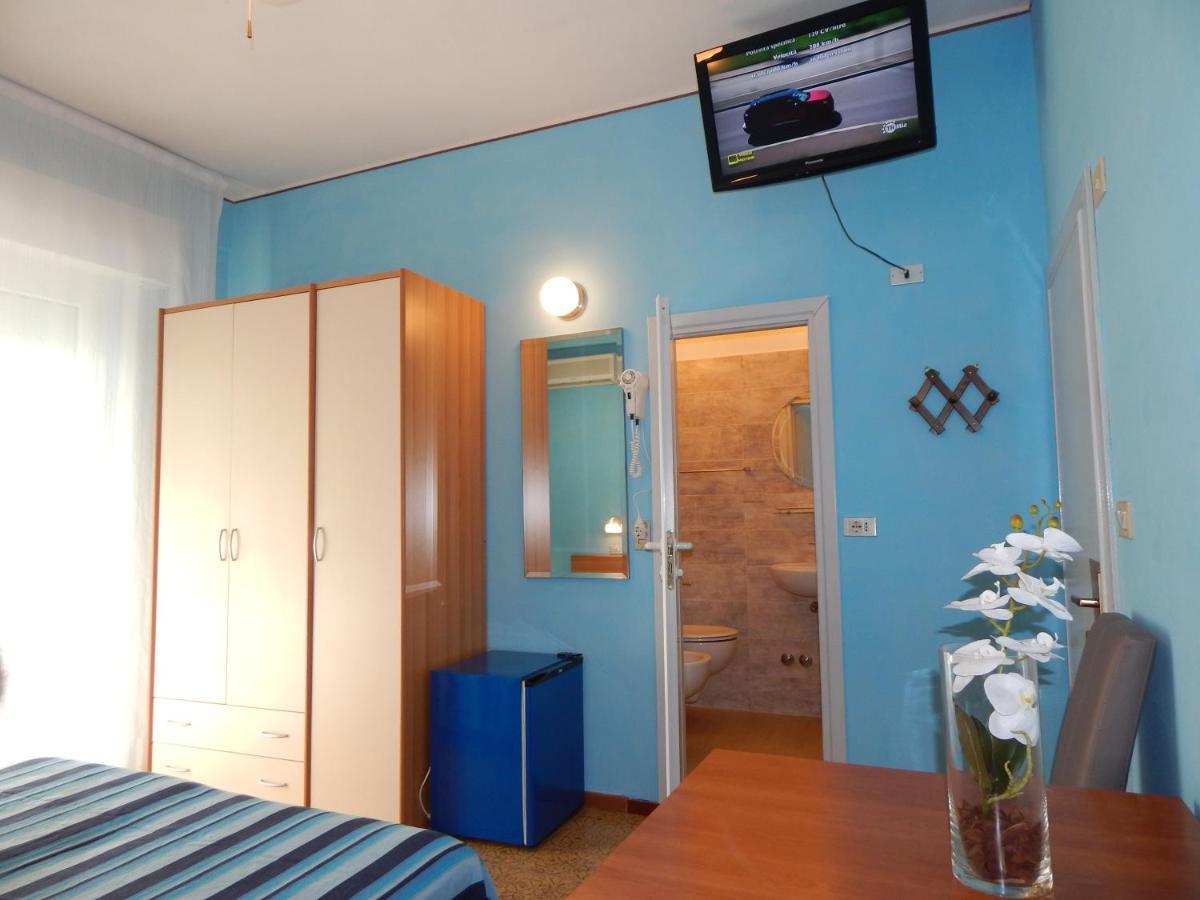Hotel Vera Riccione Eksteriør billede